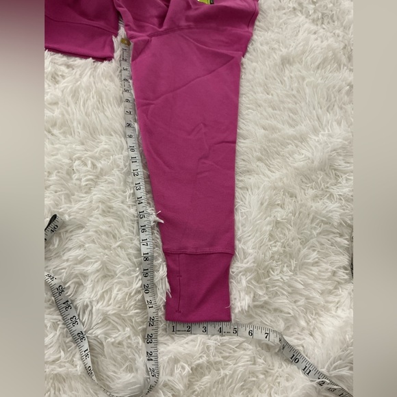 Tek Gear Ultrasoft Fleece Crewneck Sweatshirt – Women’s 2X – magenta blossom - Picture 10 of 15